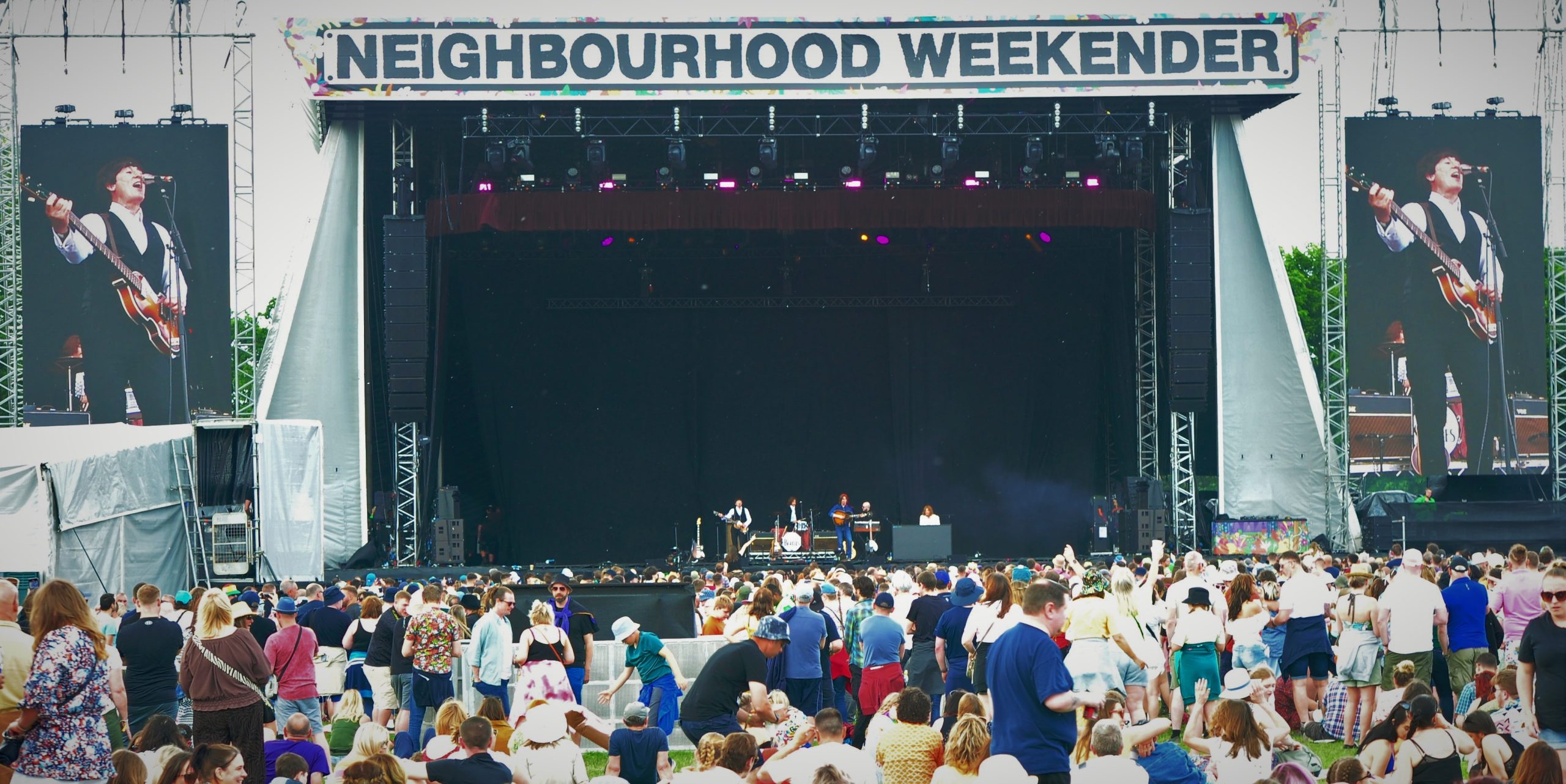 Crowd photos from day two of Neighbourhood Weekender 2023